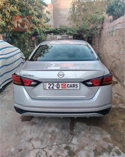 نيسان ألتيما